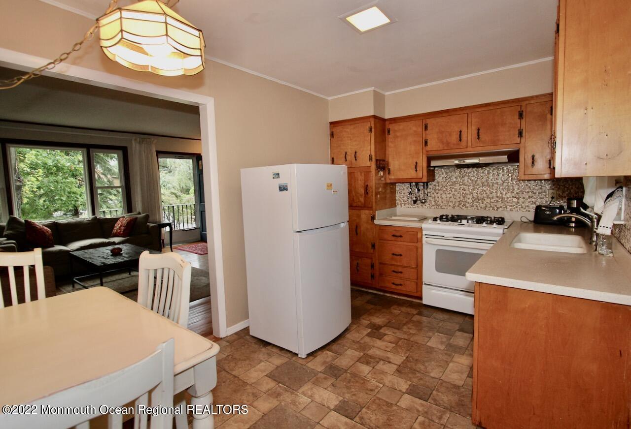 5 Summit Road Neptune Township, NJ 07753 - Photo 4 of 16 5 summit - 3