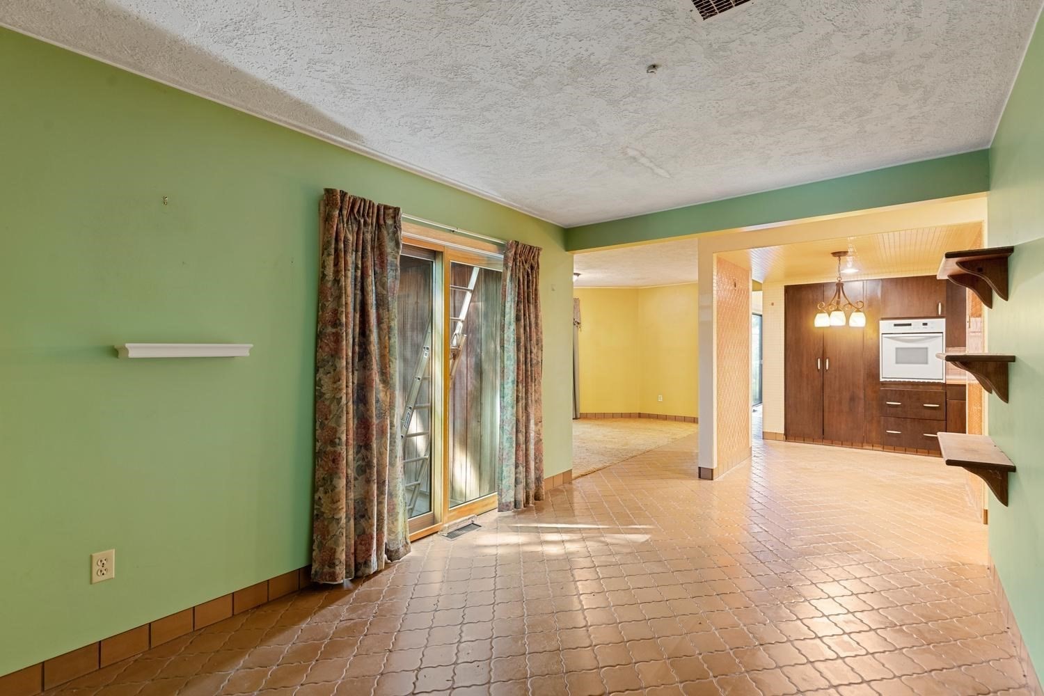 1748 Trapelo Road Waltham, MA 02451 - Photo 26 of 36 Gallery Image 26