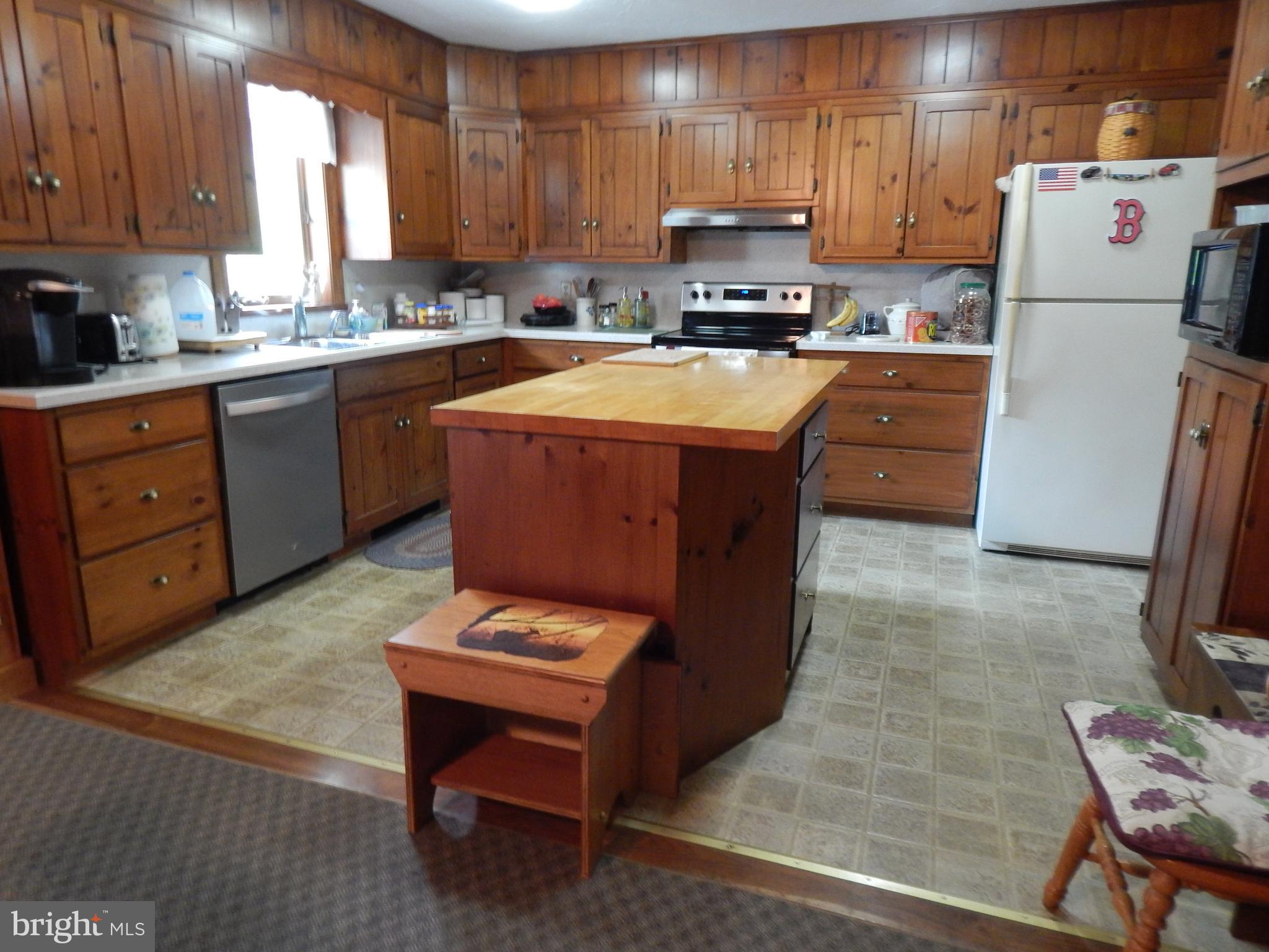 481 North Funk Road Boyertown, PA 19512 - Photo 2 of 28 Gallery Image 2