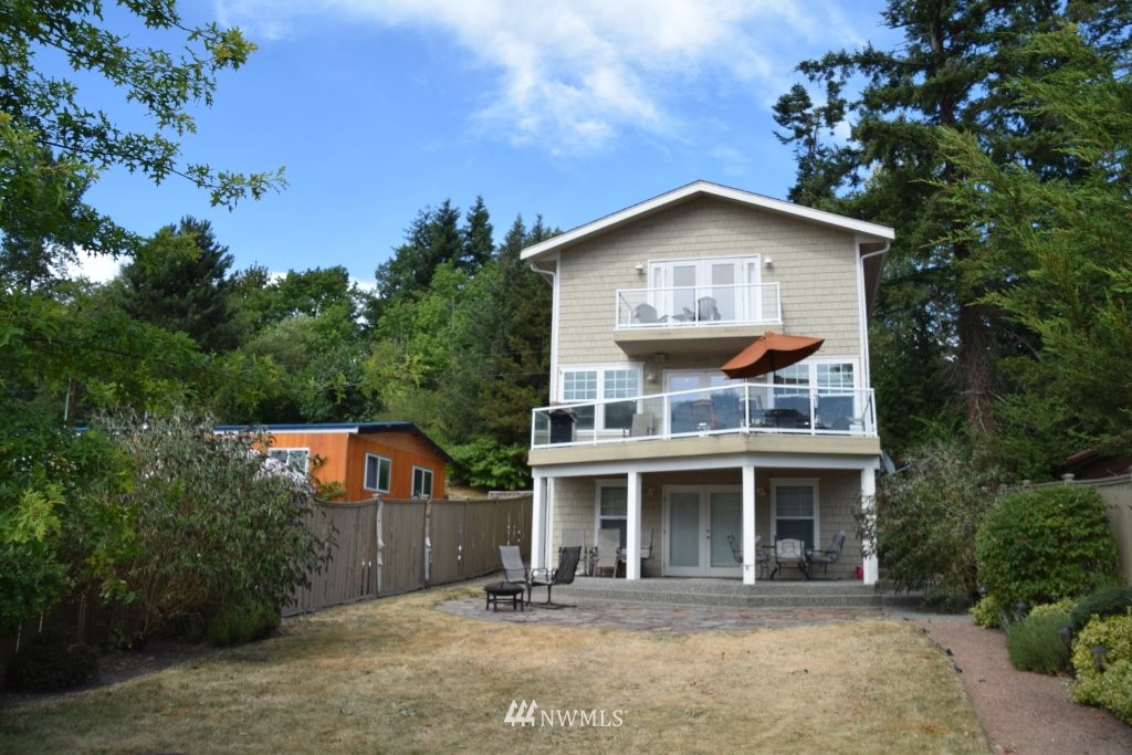 18372 Southwest View Road Mount Vernon, WA 98274 - Photo 1 of 24 Gallery Image 1