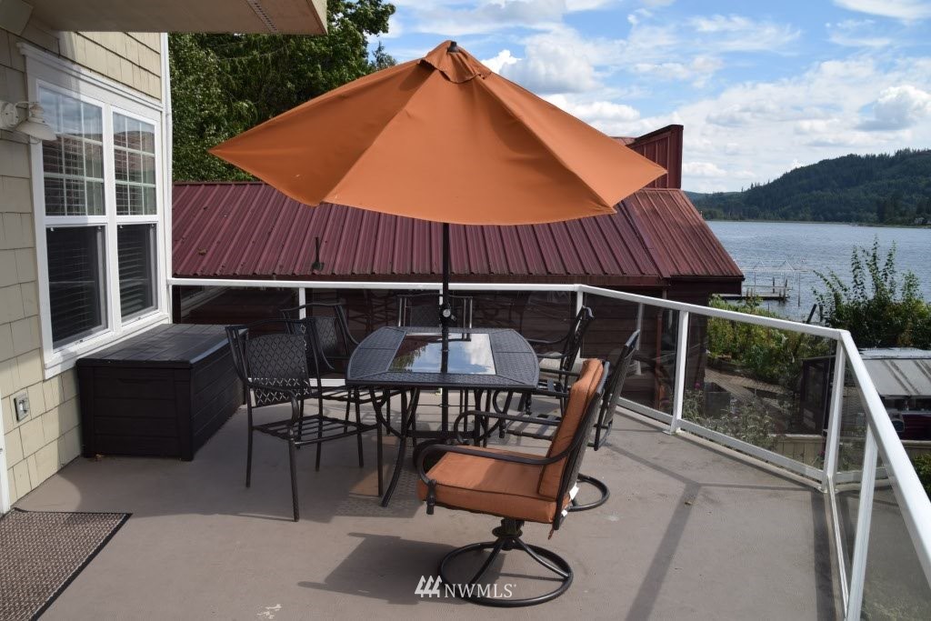 18372 Southwest View Road Mount Vernon, WA 98274 - Photo 11 of 24 Gallery Image 11