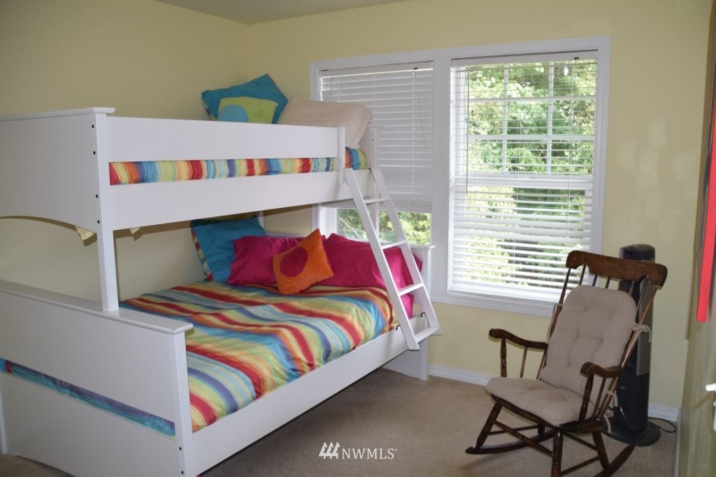 18372 Southwest View Road Mount Vernon, WA 98274 - Photo 17 of 24 Gallery Image 17
