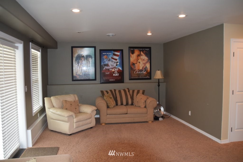 18372 Southwest View Road Mount Vernon, WA 98274 - Photo 19 of 24 Gallery Image 19