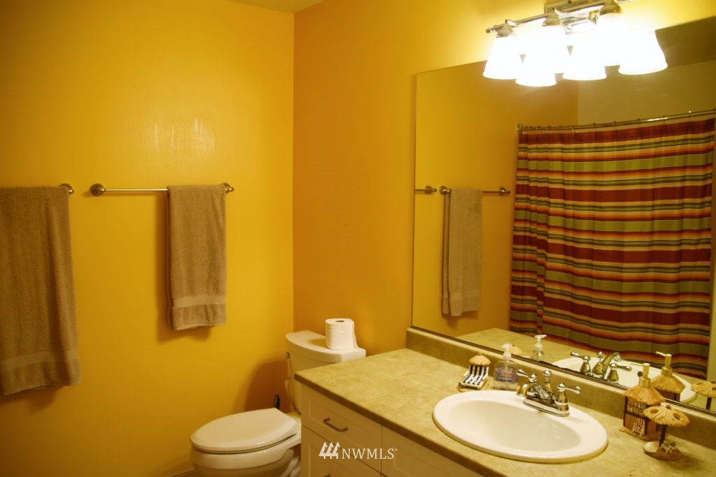 18372 Southwest View Road Mount Vernon, WA 98274 - Photo 22 of 24 Gallery Image 22