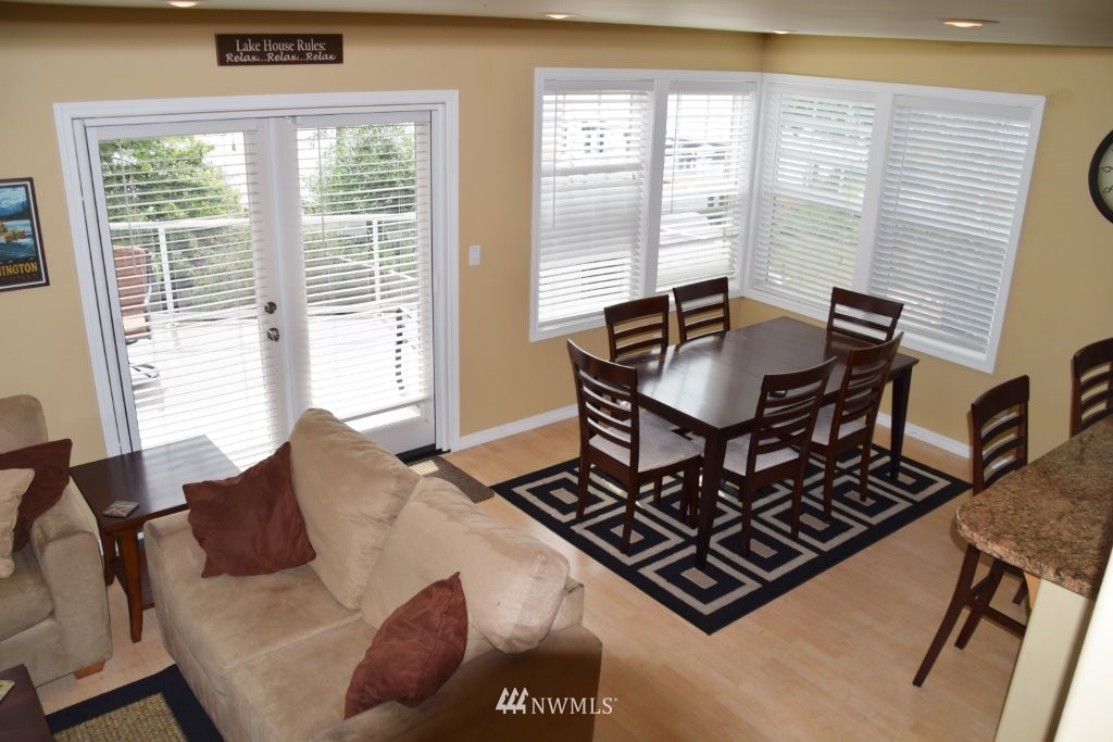 18372 Southwest View Road Mount Vernon, WA 98274 - Photo 6 of 24 Gallery Image 6