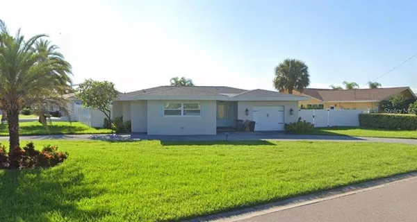 $4,500 | 2109 Bayshore Drive, Belleair Beach, FL 33786