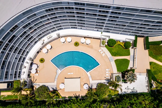 a view of a terrace with sky view