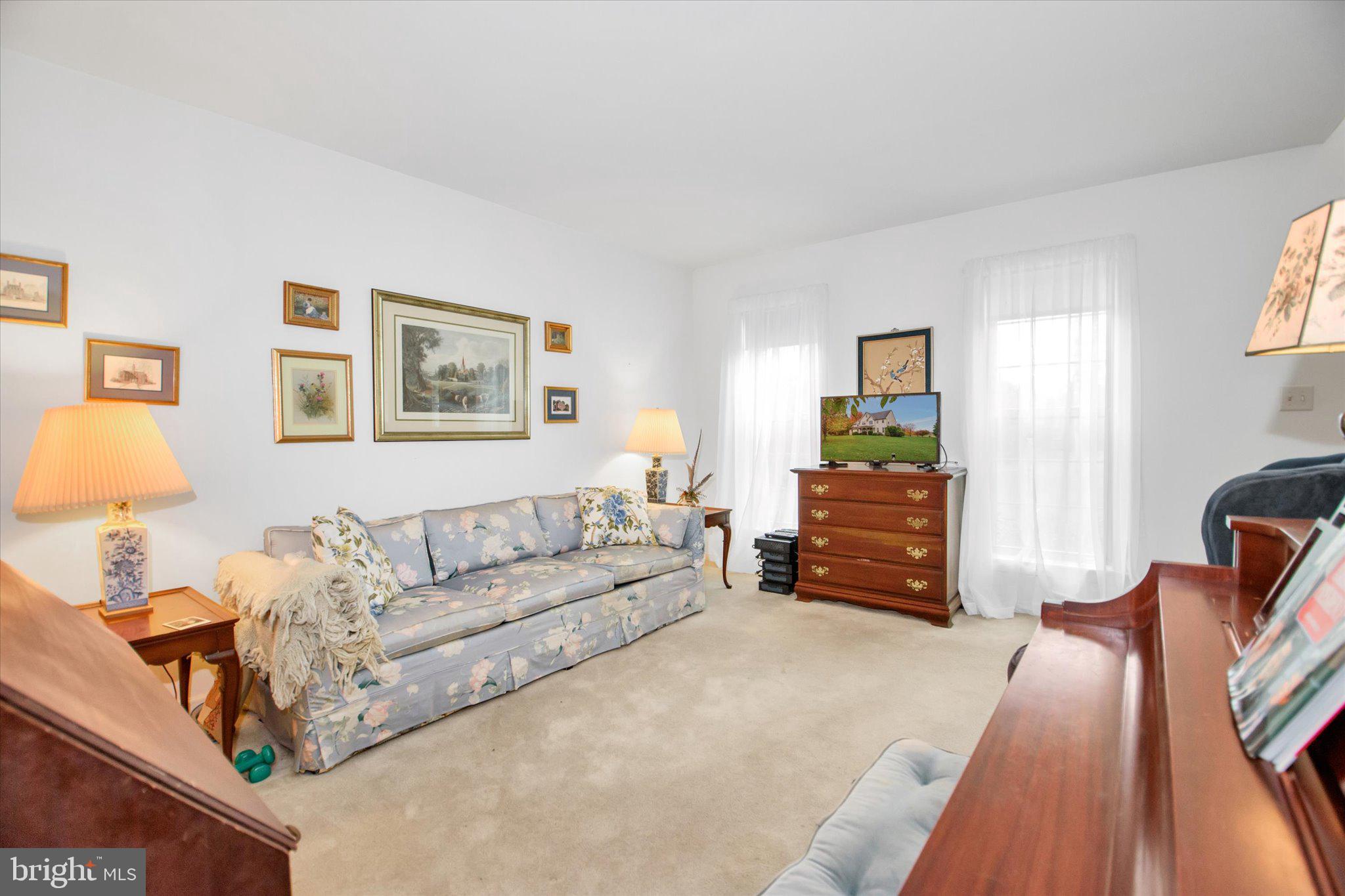 711 Ewing Road Cochranville, PA 19330 - Photo 5 of 30 Formal Living