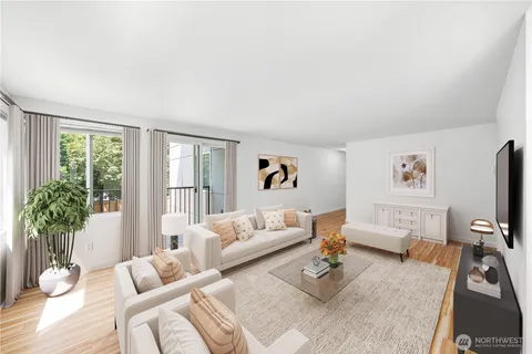 $318,000 | 11556 Greenwood Avenue North, Unit 105, Seattle, WA 98133