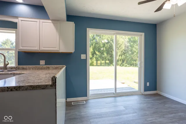 $309,000 | 2410 State Highway 7, North Vernon, IN 47265