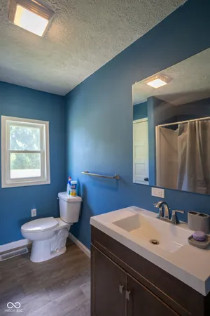 $295,000 | 2410 State Highway 7, North Vernon, IN 47265