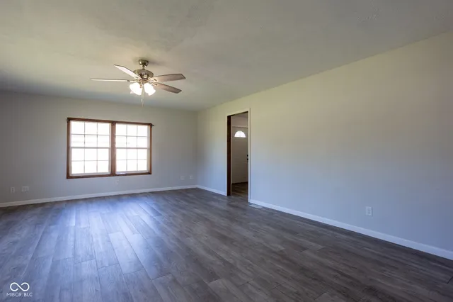 $309,000 | 2410 State Highway 7, North Vernon, IN 47265