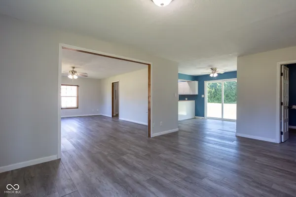 $295,000 | 2410 State Highway 7, North Vernon, IN 47265