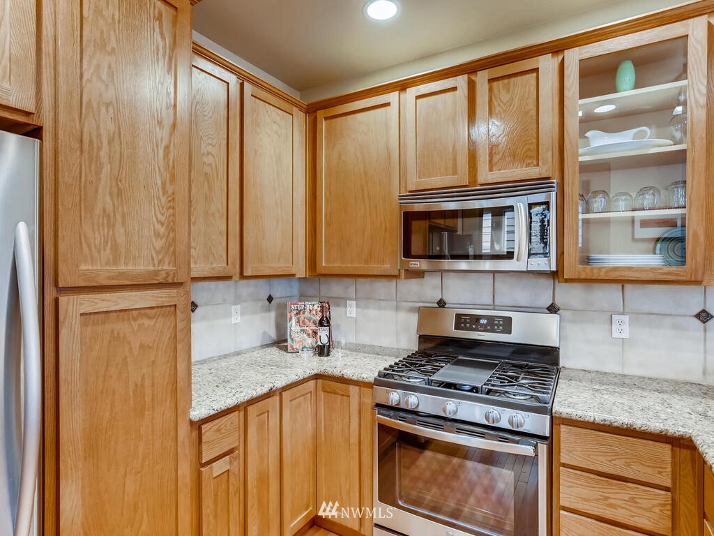 24116 39th Lane Southeast Bothell, WA 98021 - Photo 14 of 40