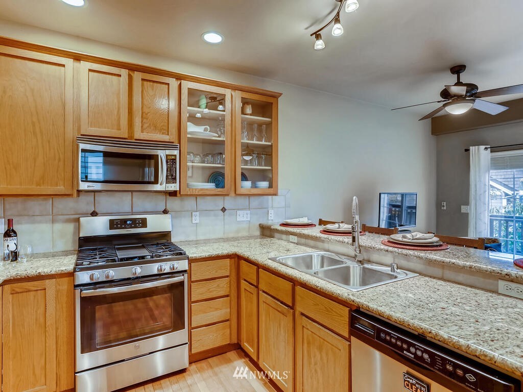 24116 39th Lane Southeast Bothell, WA 98021 - Photo 15 of 40
