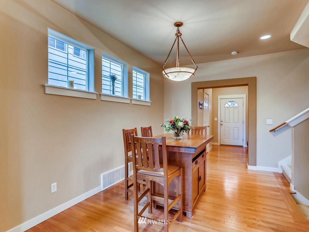 24116 39th Lane Southeast Bothell, WA 98021 - Photo 8 of 40