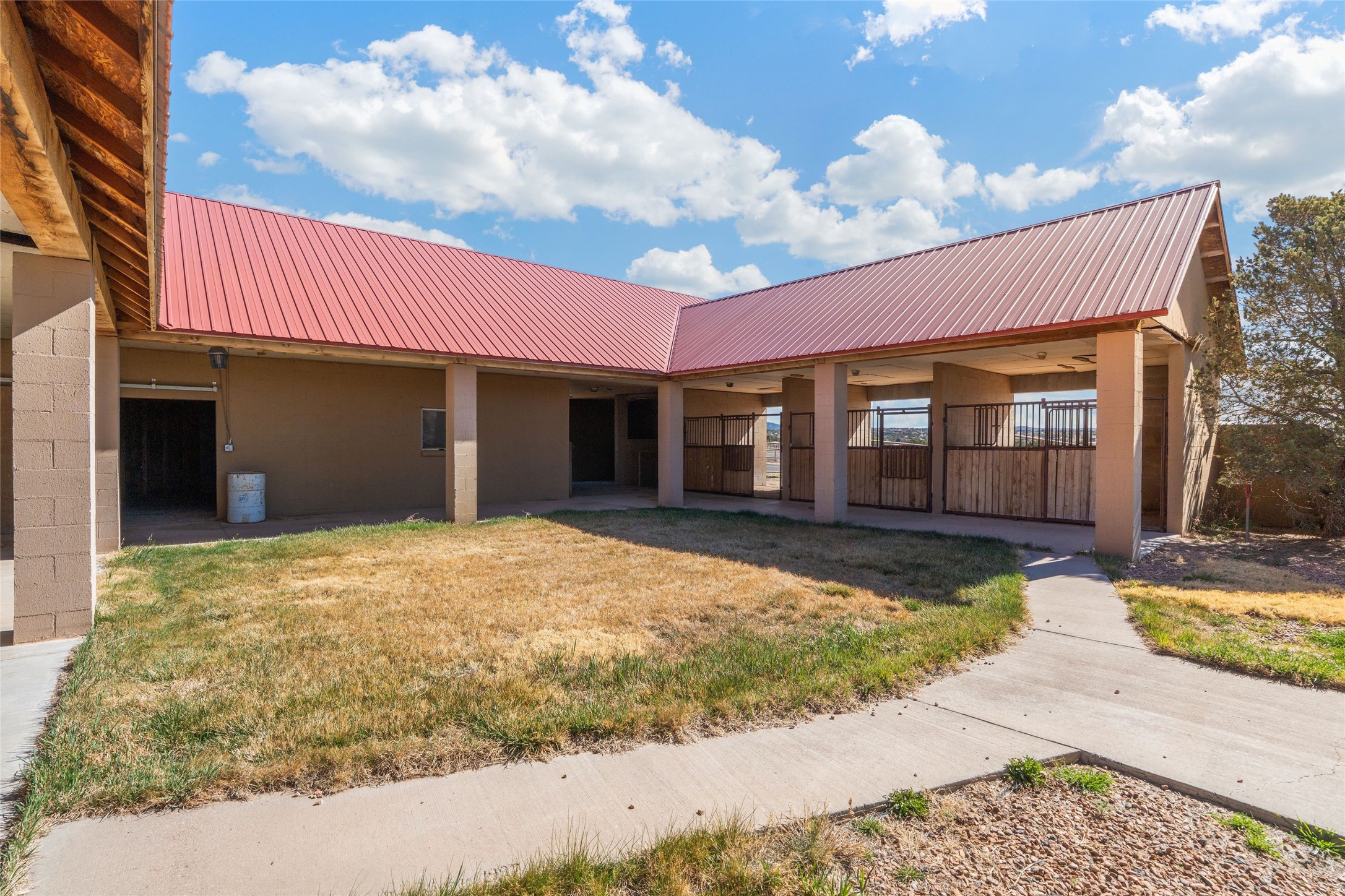 9 Jacinto Road Santa Fe, NM 87508 - Photo 3 of 38