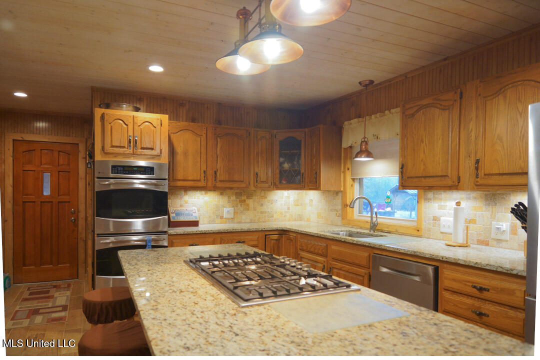 3767 Springridge Road Raymond, MS 39154 - Photo 7 of 134 House Photos 004