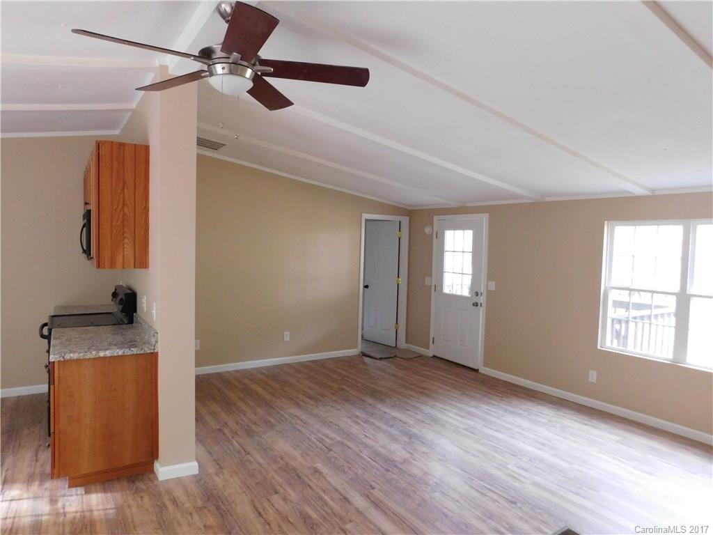 34 Middle Ridge Road Brevard, NC 28712 - Photo 8 of 15 Gallery Image 8