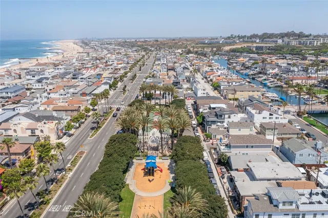 $5,800 | 3608 Park Lane, Newport Beach, CA 92663