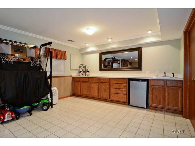 N421 Kimball Road Winfield, IL 60190 - Photo 7 of 16