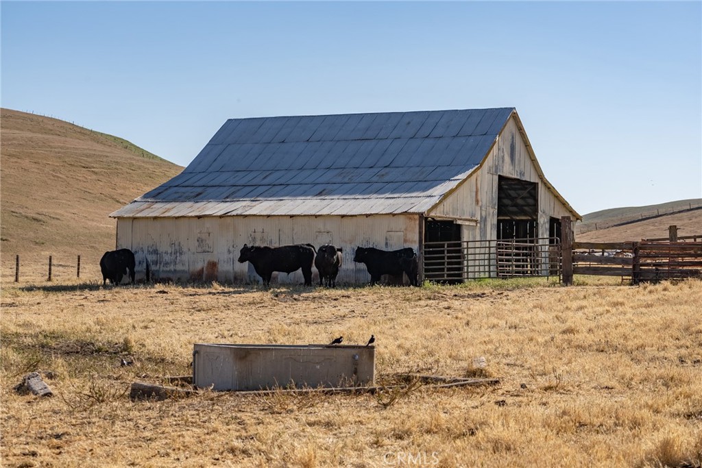 2500 Shandon Shandon, CA 93461 - Photo 22 of 40 a view of a house with wooden fence