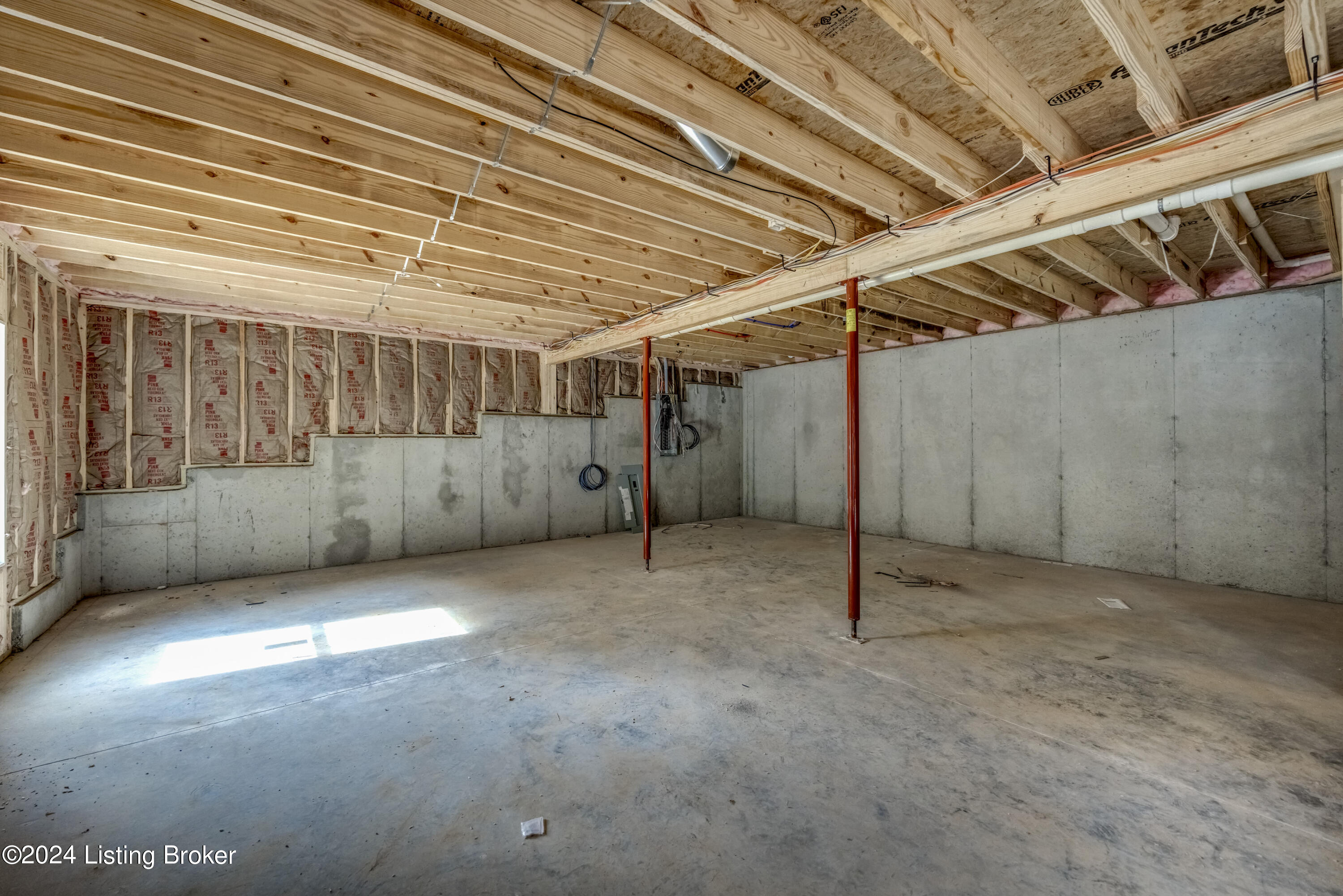 212 Thomas Ridge Bardstown, KY 40004 - Photo 85 of 94 2Y0A9509-B