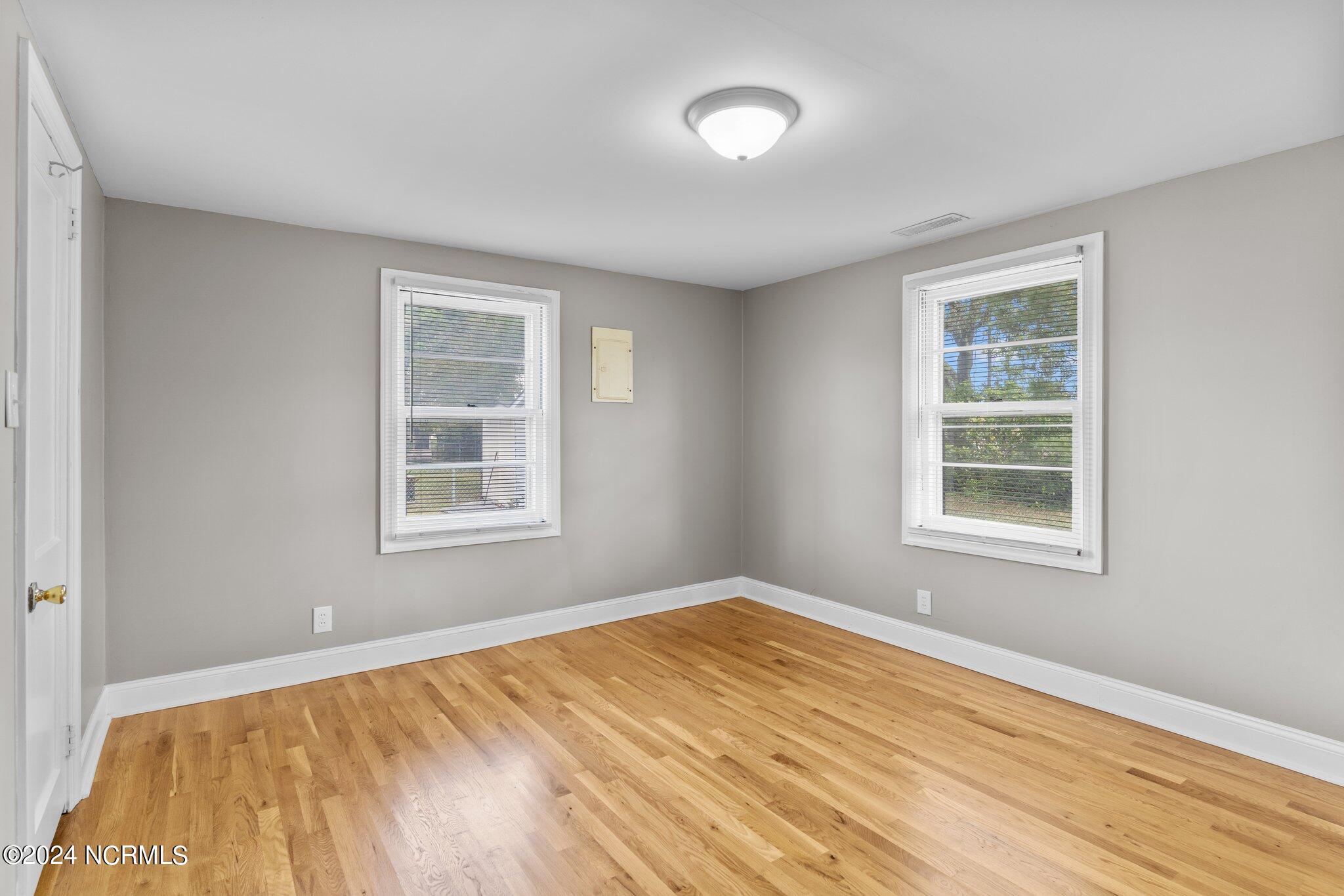 135 Bryan Road Wilmington, NC 28412 - Photo 40 of 60 Third Bedroom - 135 Bryan Rd