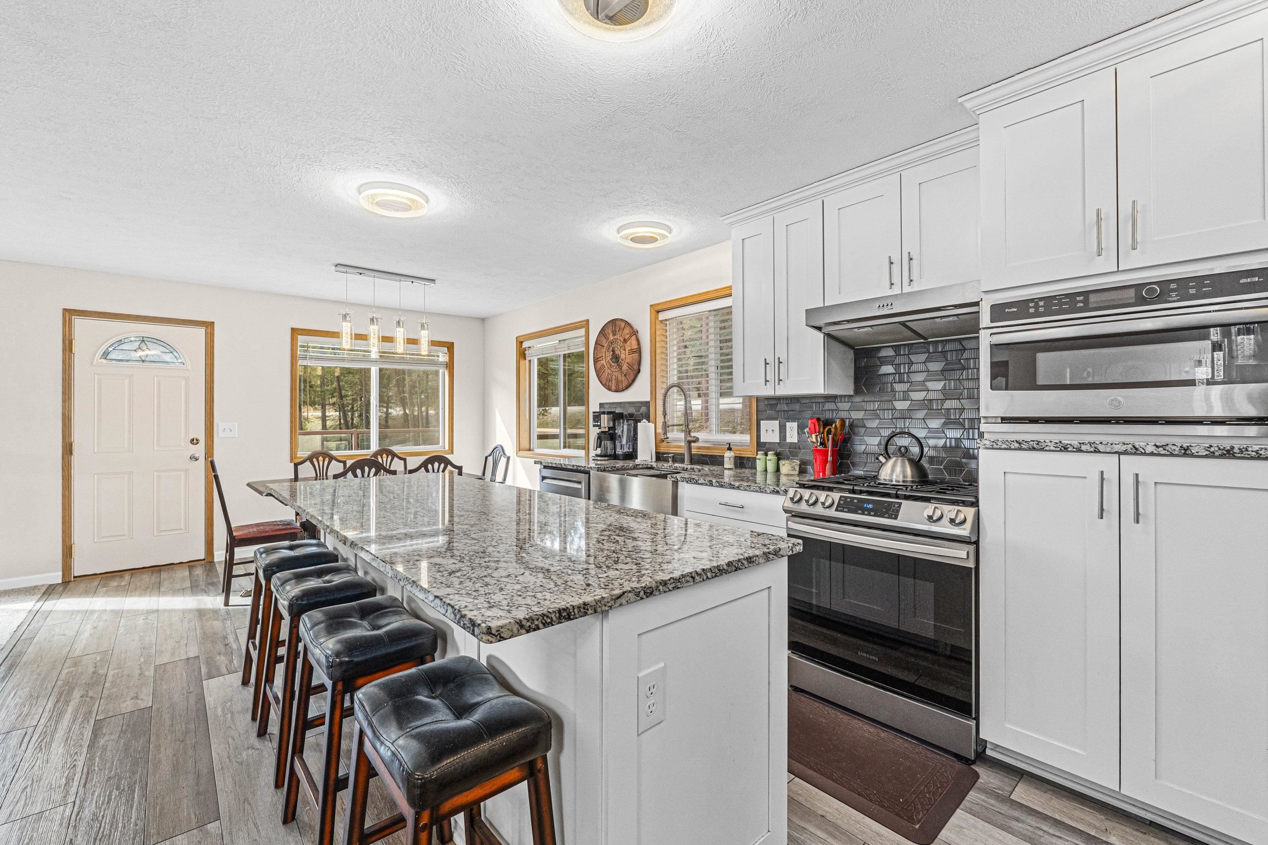 579 Inchelium Highway Kettle Falls, WA 99141 - Photo 6 of 32