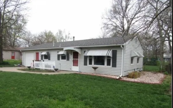 $180,000 | 514 South Pine Street, Ottawa, KS 66067