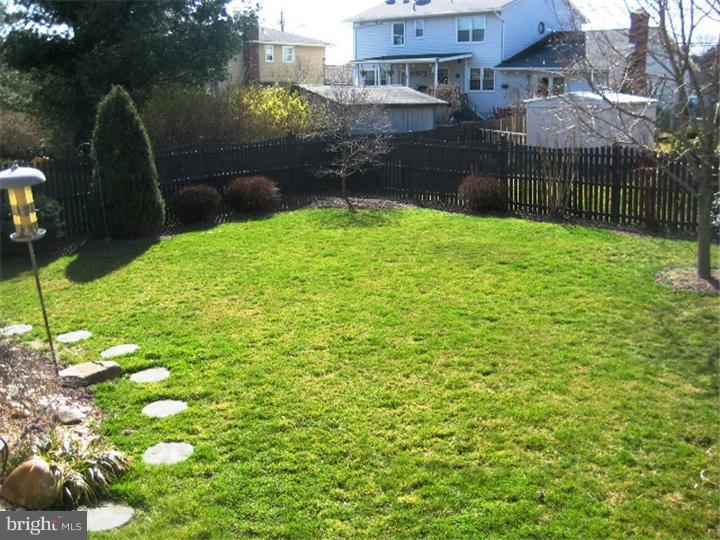 94 Albemarle Road Hamilton, NJ 08690 - Photo 18 of 19 Back Yard