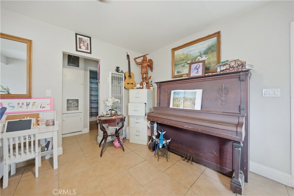 2515 Mountain View Road El Monte, CA 91733 - Photo 25 of 40
