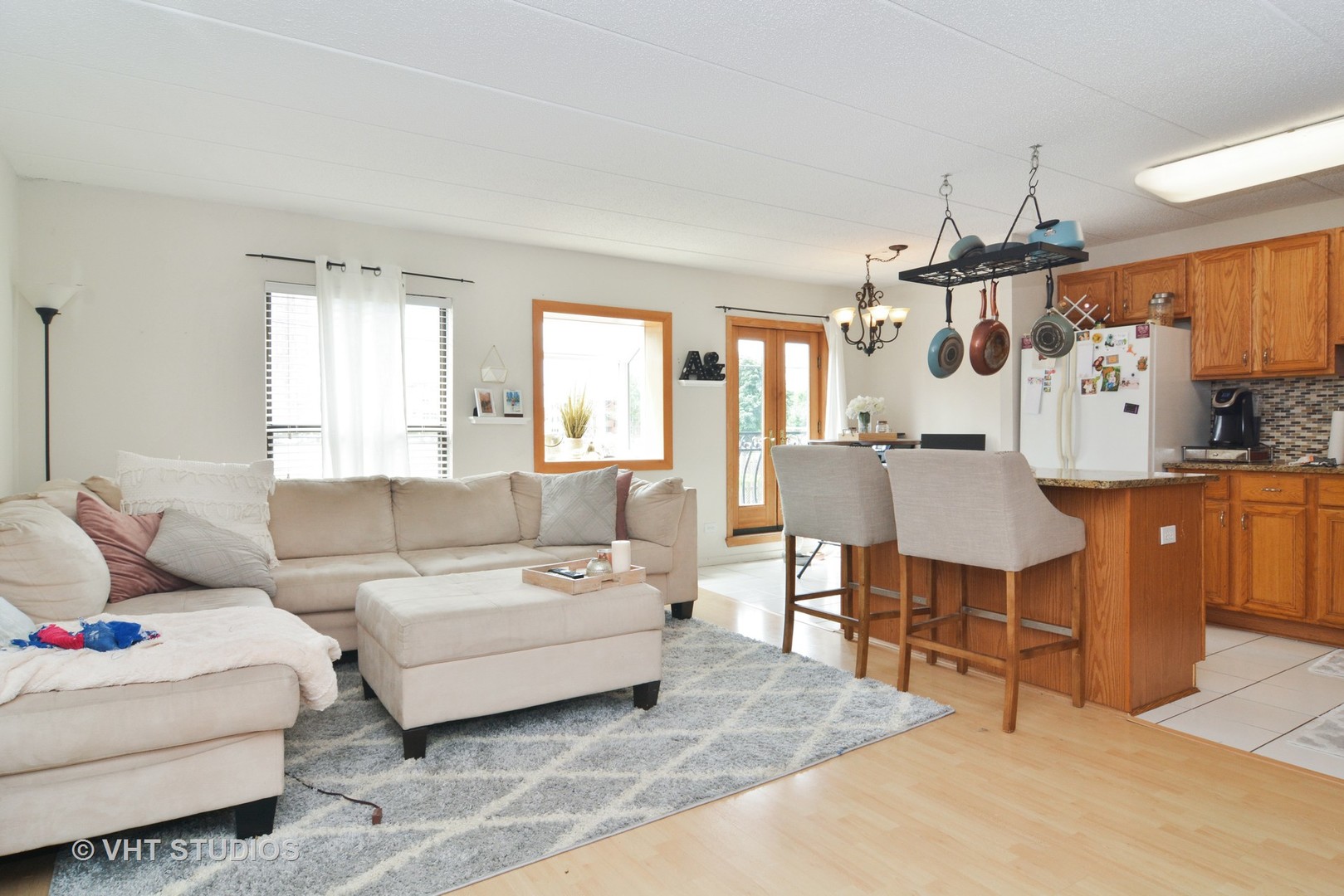 711 West Gordon Terrace, Unit 110 Chicago, IL 60613 - Photo 9 of 15