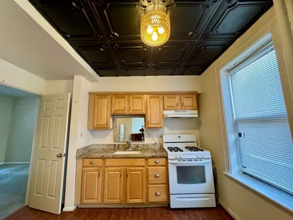 $1,600 | 680 John F. Kennedy Boulevard, Unit 203, Bayonne, NJ 07002