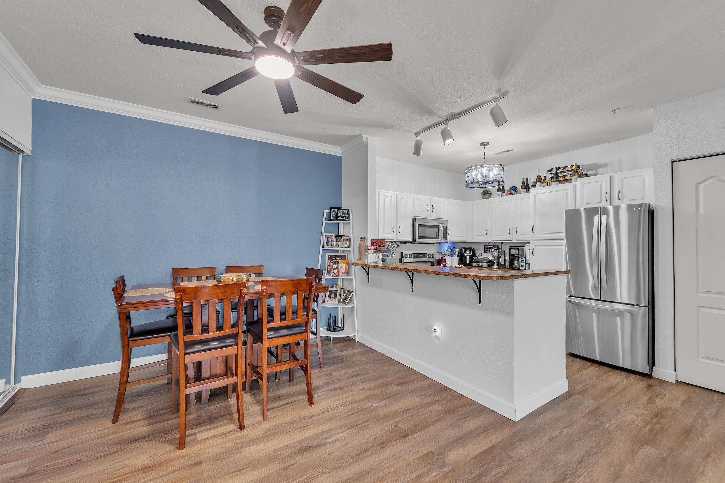 2728 Northview Road, Unit 61 Waukesha, WI 53188 - Photo 2 of 21 DSC00505