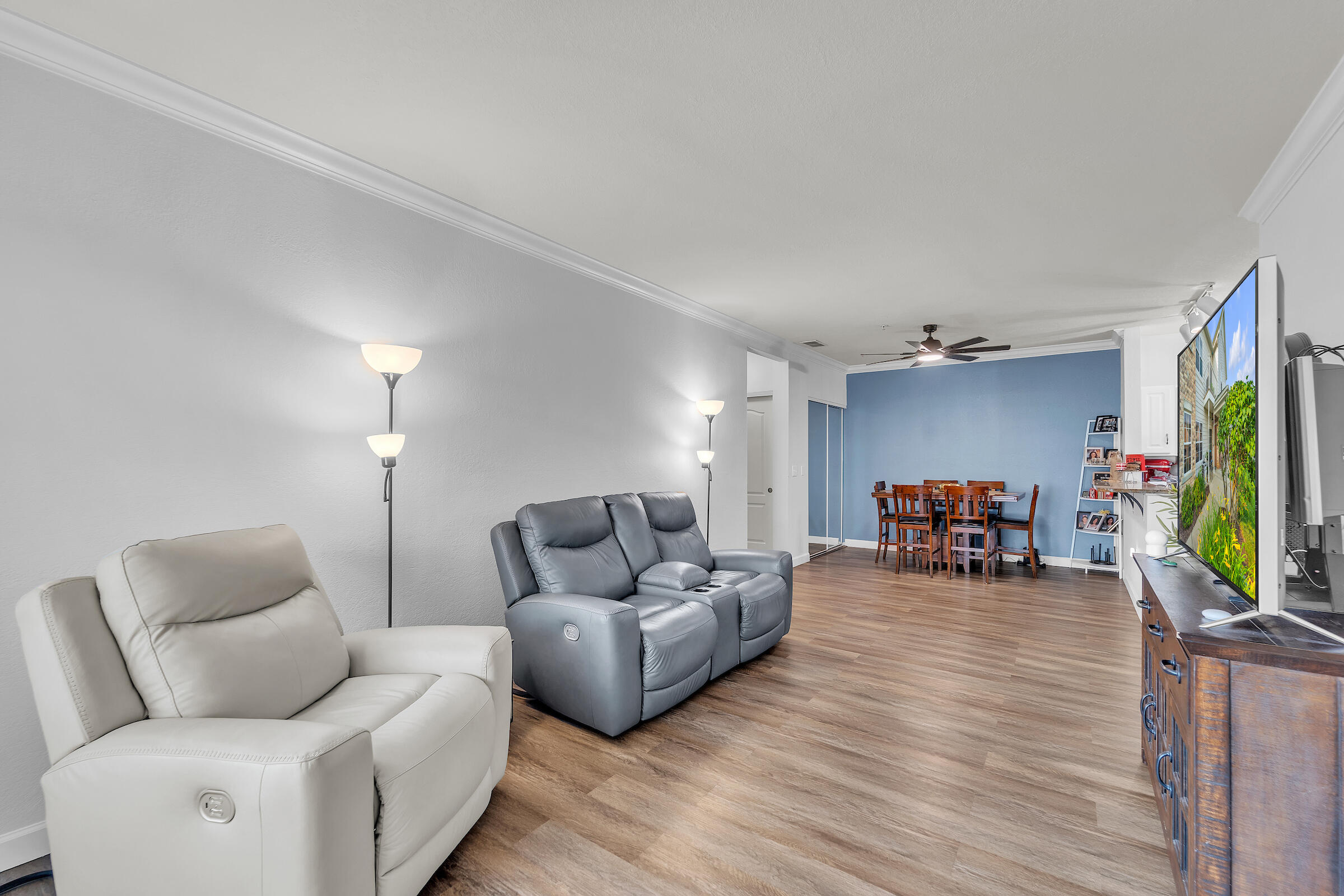 2728 Northview Road, Unit 61 Waukesha, WI 53188 - Photo 4 of 21 DSC00485