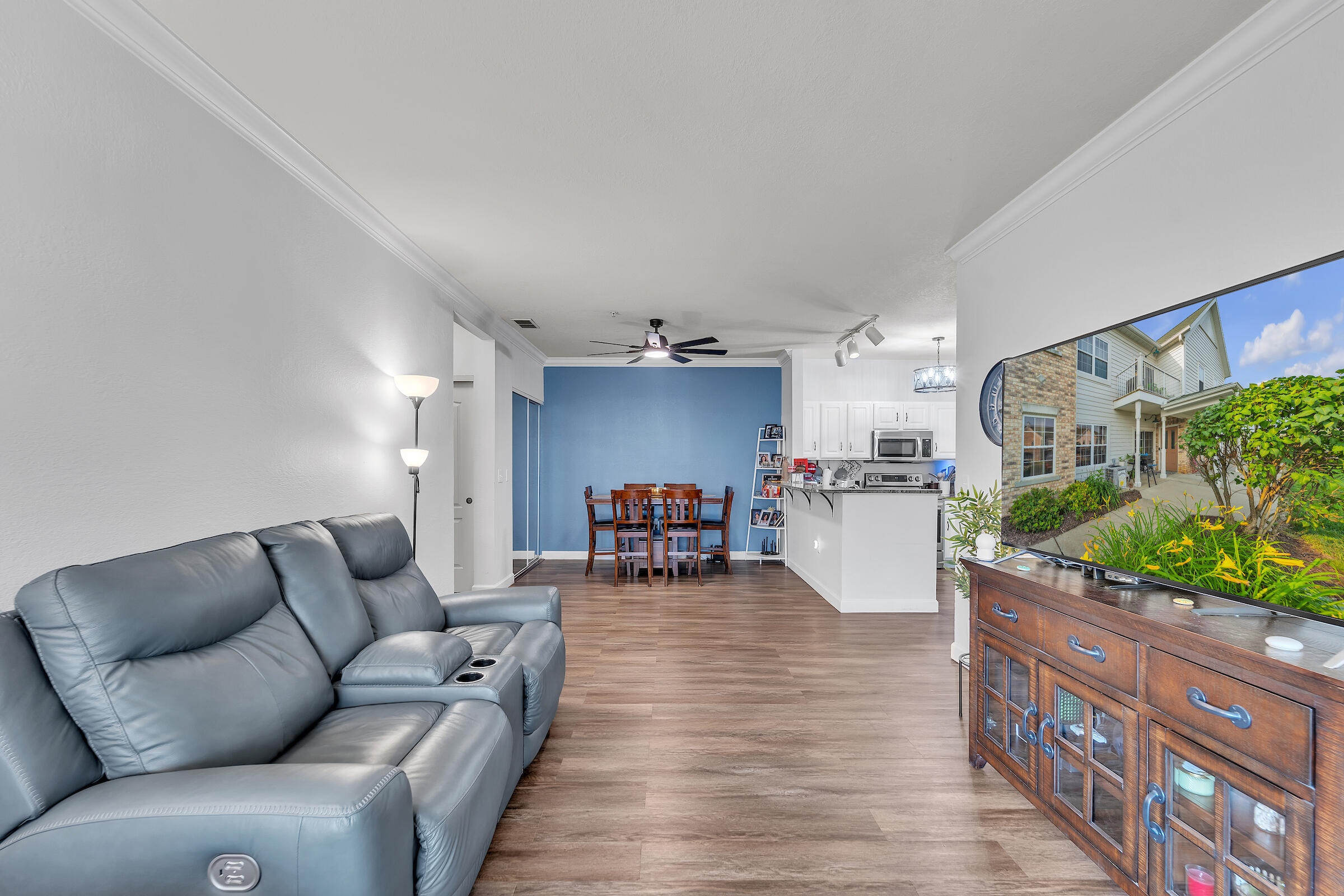 2728 Northview Road, Unit 61 Waukesha, WI 53188 - Photo 8 of 21 DSC00490