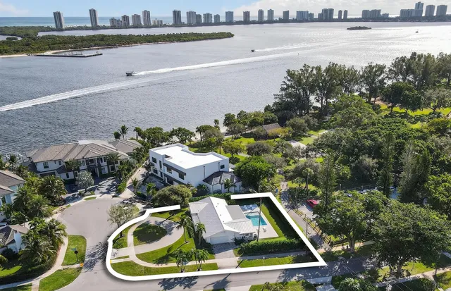 a view of yard with outdoor seating