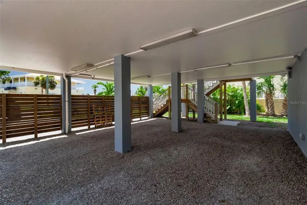$715,000 | 105 Shore Road, Nokomis, FL 34275