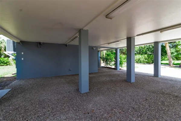 $715,000 | 105 Shore Road, Nokomis, FL 34275