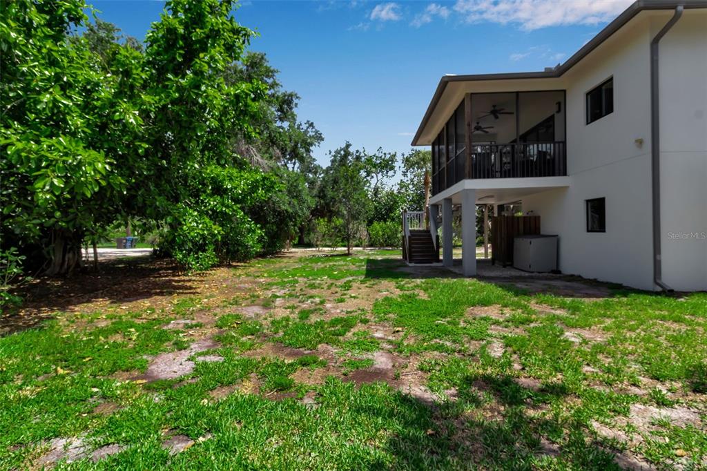 105 Shore Road Nokomis, FL 34275 - Photo 34 of 93