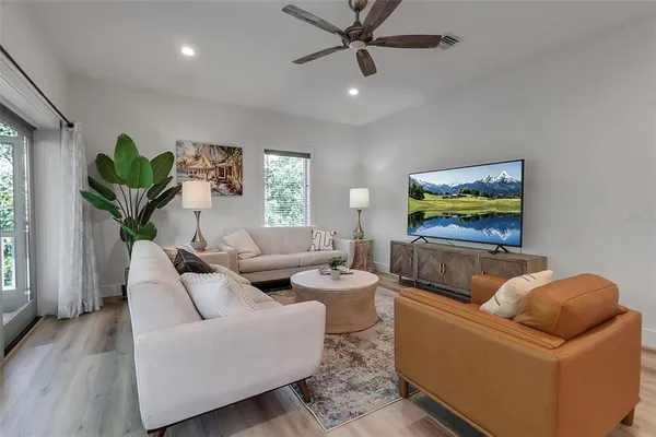 $715,000 | 105 Shore Road, Nokomis, FL 34275