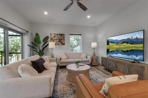 $715,000 | 105 Shore Road, Nokomis, FL 34275