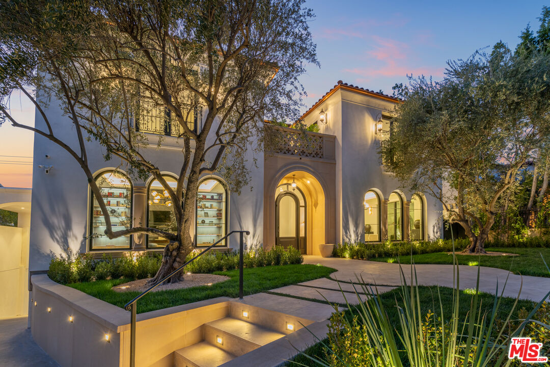 611 North Hillcrest Road Beverly Hills, CA 90210 - Photo 61 of 65