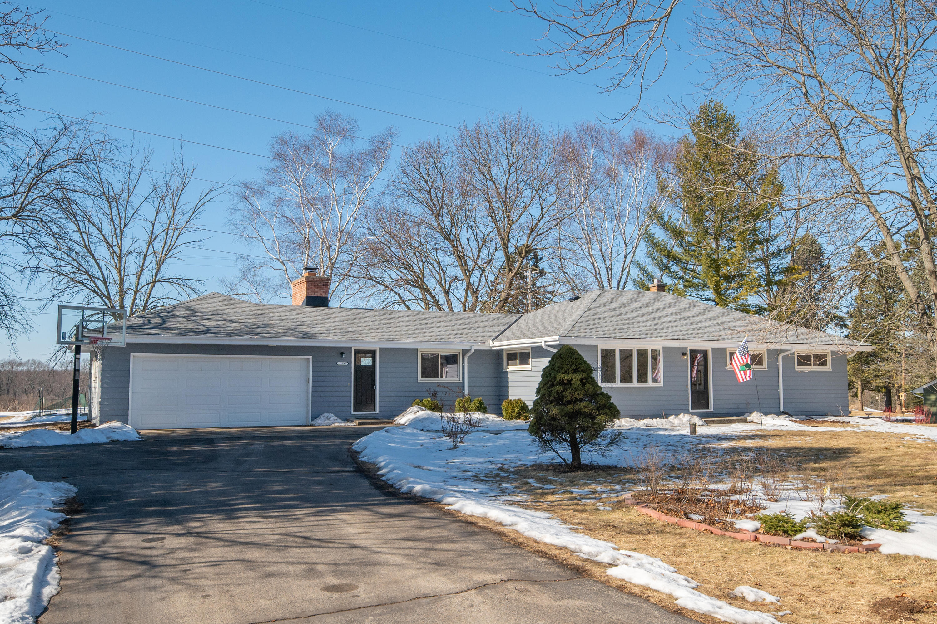 11737 North Ridgeway Avenue Mequon, WI 53097 - Photo 1 of 1 Welcome home!