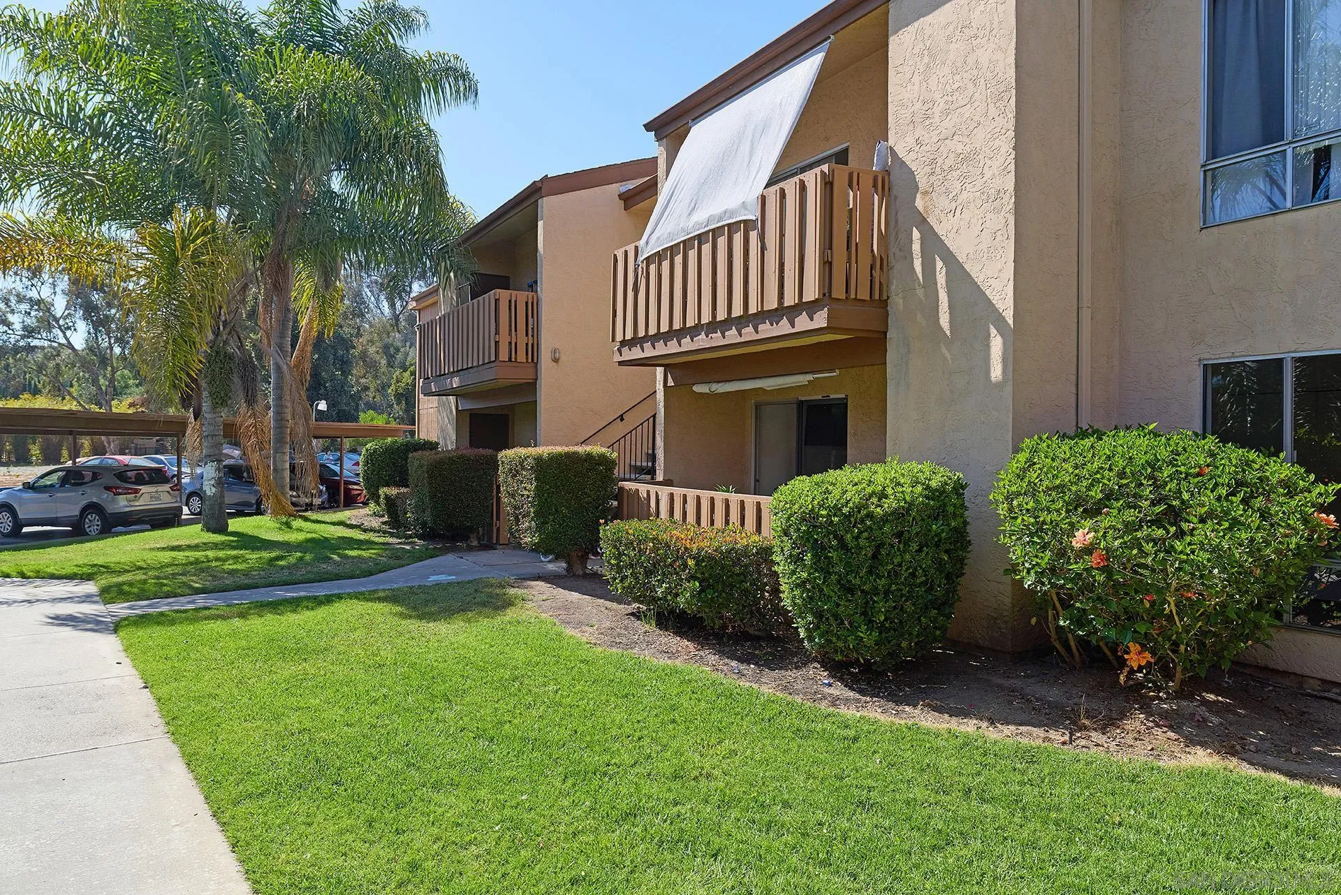 1051 Rock Springs Road, Unit 120 Escondido, CA 92026 - Photo 17 of 23