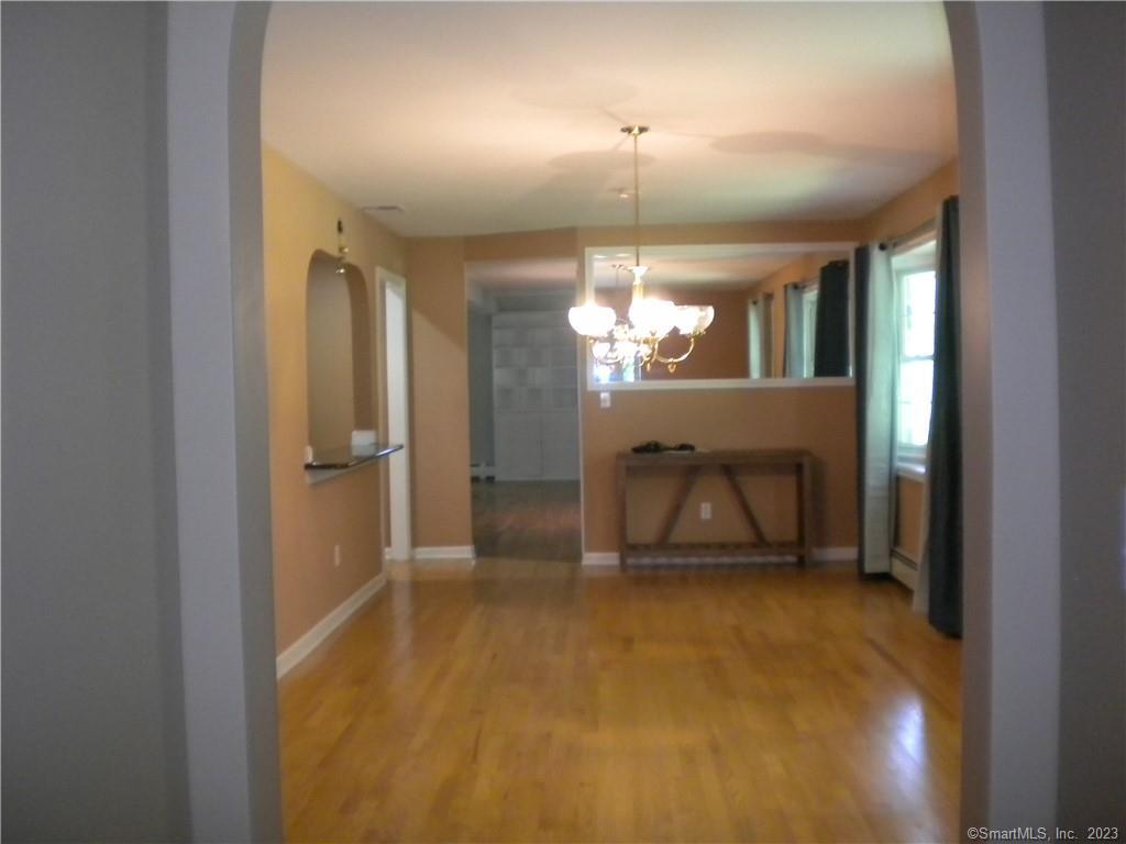 212 East Rutland Road Milford, CT 06461 - Photo 11 of 18