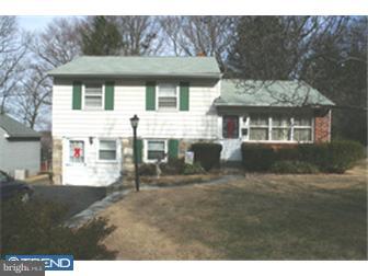 29 Russell Road Willow Grove, PA 19090 - Photo 1 of 8 Gallery Image 1