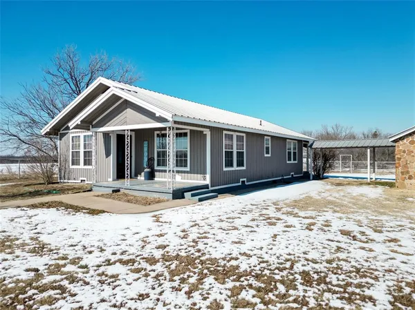 $555,000 | 794 West Antelope Road, Unit 1, Windthorst, TX 76389