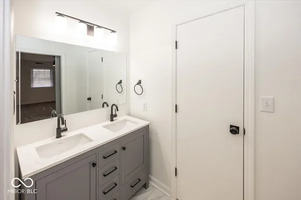 $344,900 | 7210 Wynter Way, Indianapolis, IN 46250